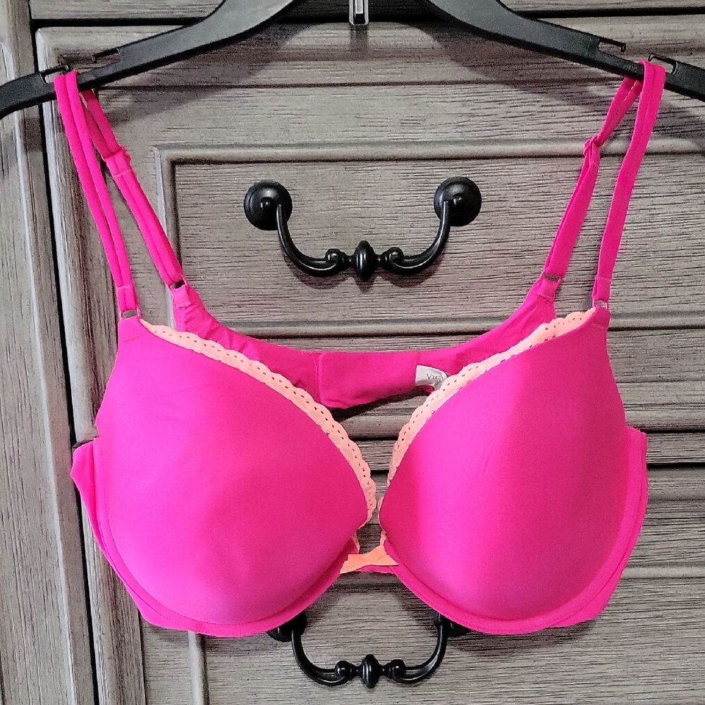 Victoria's Secret Fuchsia and Peach Bra
